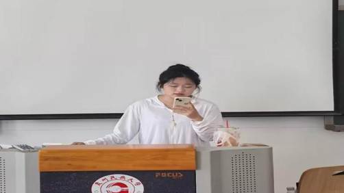 化学工程学院第七届团委、学生会“智博弈趣，棋乐无穷”象棋比赛成功举办